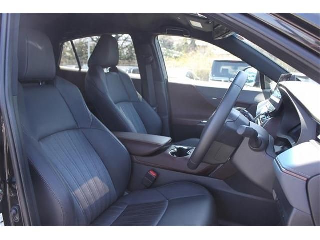 TOYOTA HARRIER HYBRID 2023 Image 31