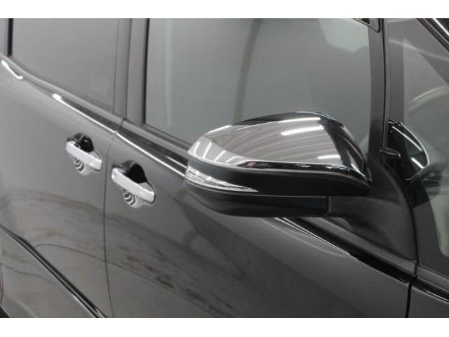 TOYOTA VOXY 2017 Image 31