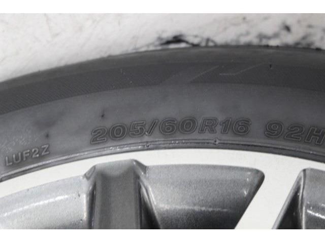 TOYOTA VOXY 2017 Image 31