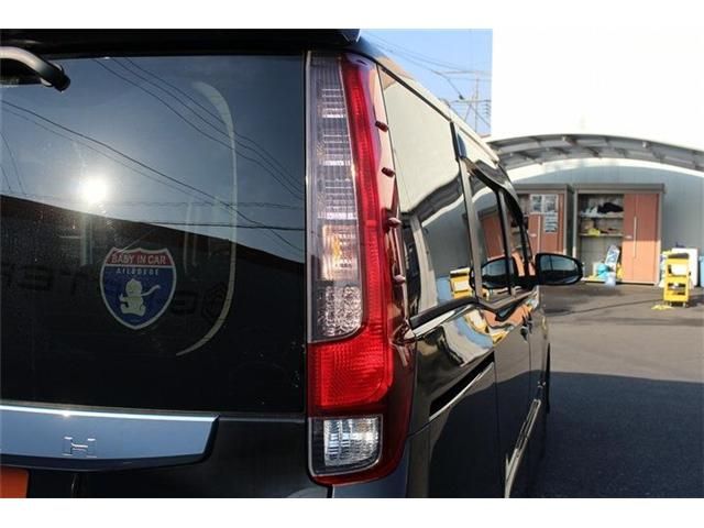 TOYOTA NOAH 2014 Image 31