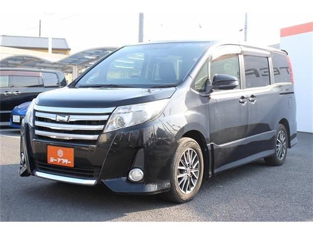 TOYOTA NOAH 2014 Image 31