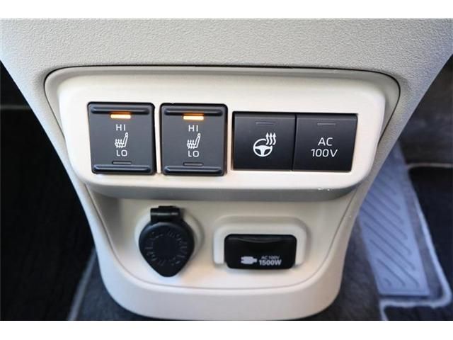 TOYOTA SIENTA HYBRID 2024 Image 31