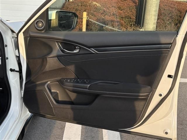 HONDA CIVIC HATCHBACK 2020 Image 31