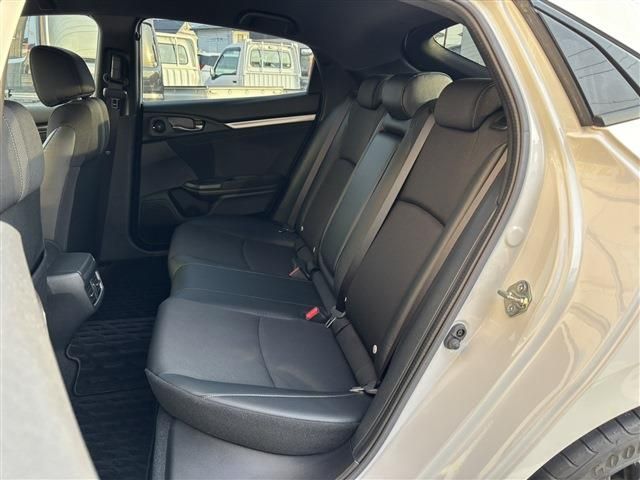 HONDA CIVIC HATCHBACK 2020 Image 31