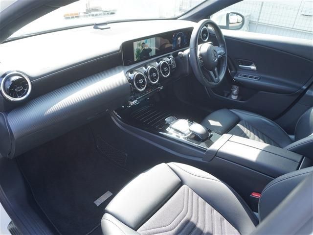 MERCEDES BENZ A CLAS 2019 Image 31