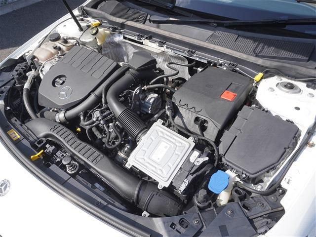 MERCEDES BENZ A CLAS 2019 Image 31