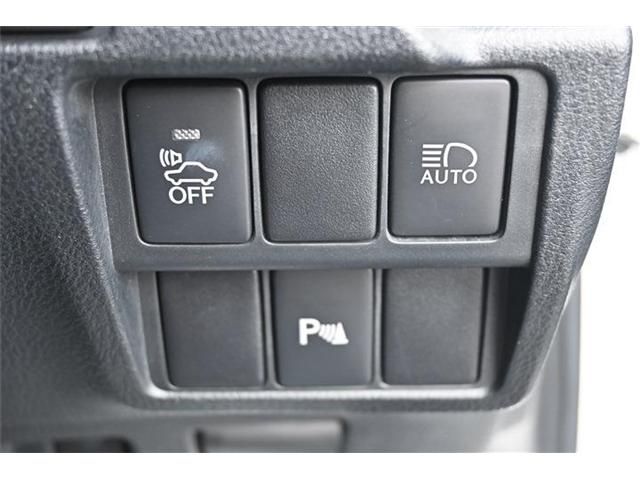 TOYOTA LEXUS IS300H 2019 Image 31