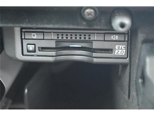 TOYOTA LEXUS IS300H 2019 Image 31