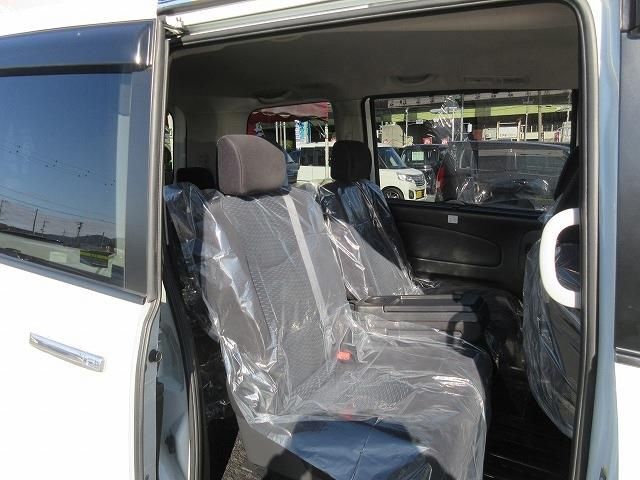 SUZUKI LANDY 2015 Image 31