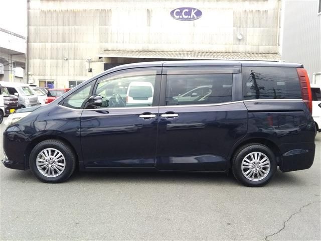 TOYOTA ESQUIRE 2015 Image 31