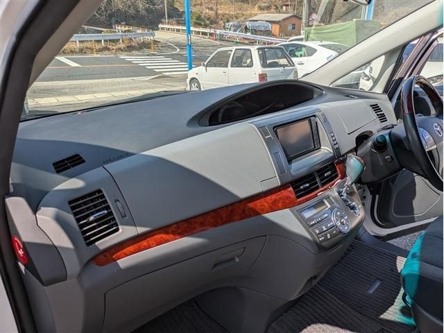 TOYOTA ESTIMA 2011 Image 31