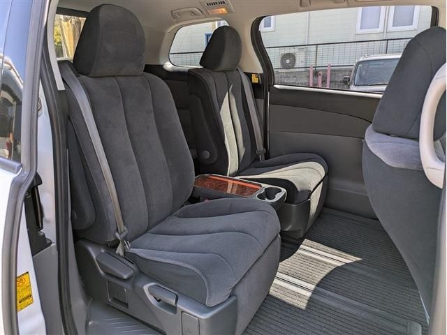 TOYOTA ESTIMA 2011 Image 31