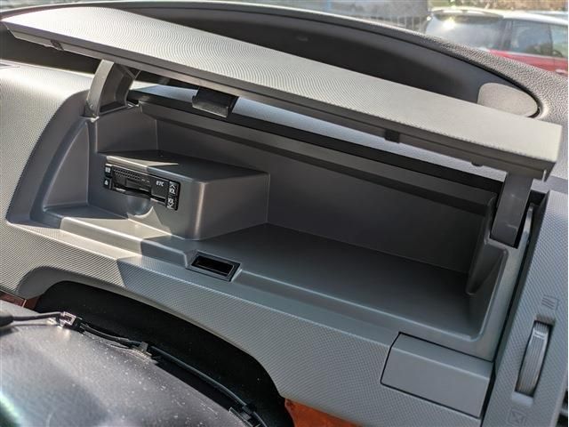 TOYOTA ESTIMA 2011 Image 31