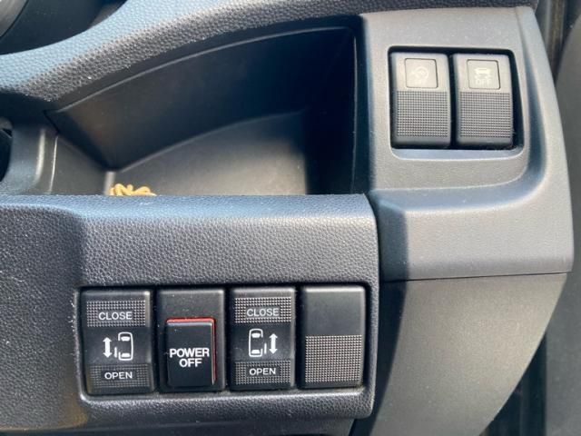 NISSAN LAFESTA 2013 Image 31