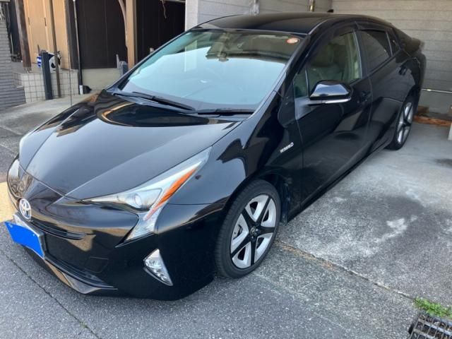 TOYOTA PRIUS 2018 Image 31