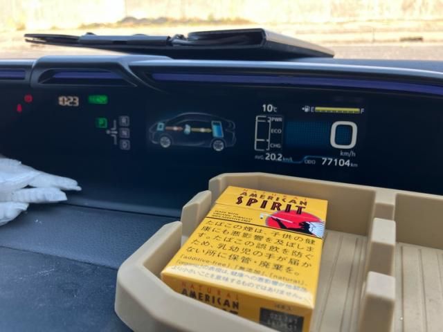 TOYOTA PRIUS 2018 Image 31