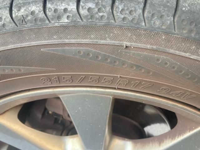 TOYOTA AVENSISWAGON 2012 Image 31