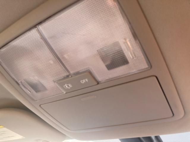 TOYOTA AVENSISWAGON 2012 Image 31