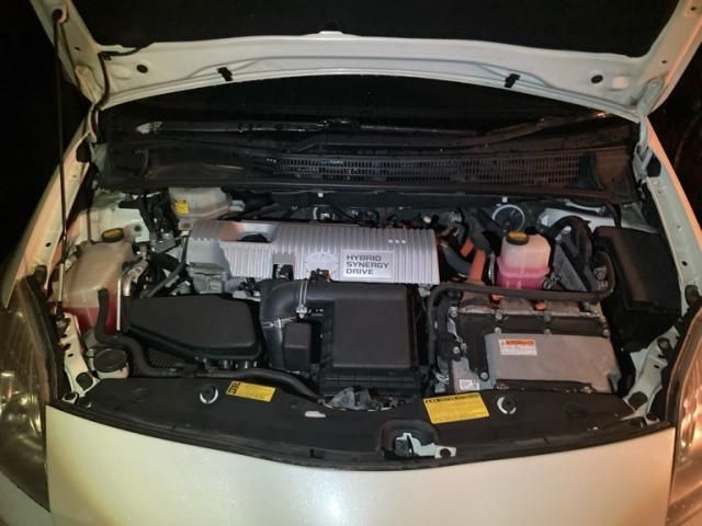 TOYOTA PRIUS 2010 Image 31