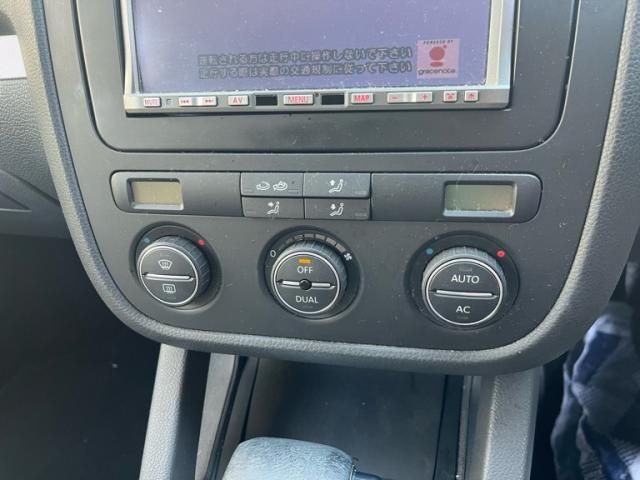 VOLKSWAGEN GOLF VARI 2009 Image 31