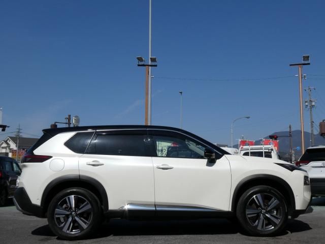 NISSAN X-TRAIL HYBRID 4WD 2023 Image 31