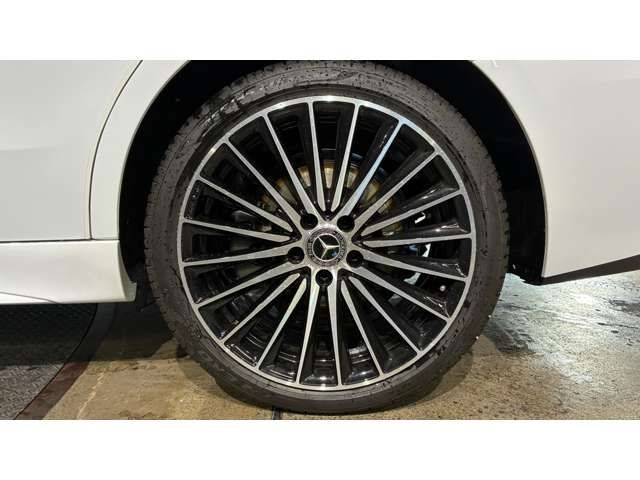 MERCEDES BENZ C CLAS 2025 Image 31