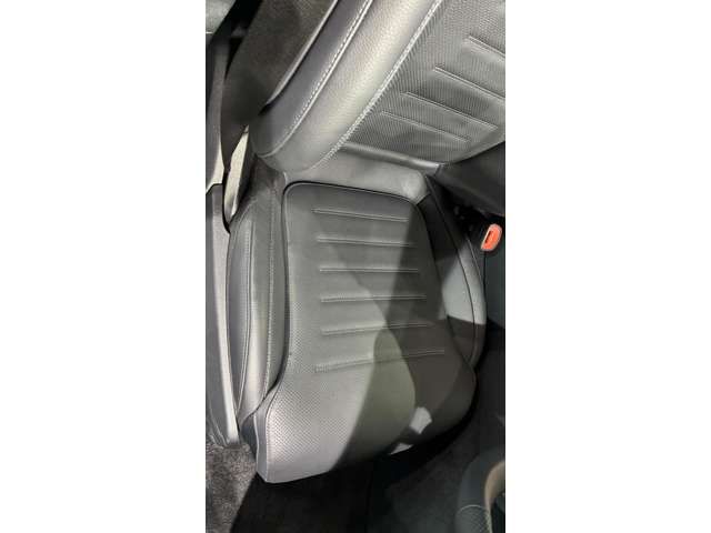 MERCEDES BENZ C CLAS 2025 Image 31