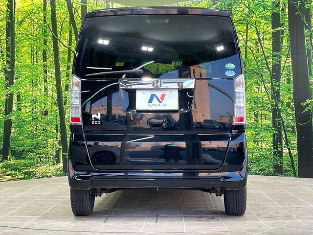 HONDA N BOX 2017 Image 31