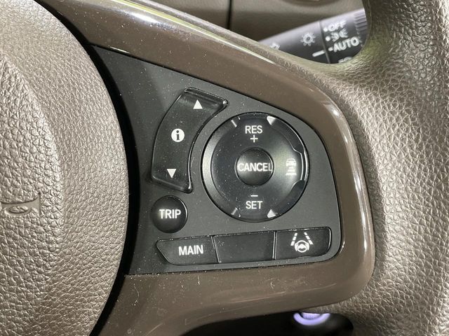 HONDA N BOX 2021 Image 31