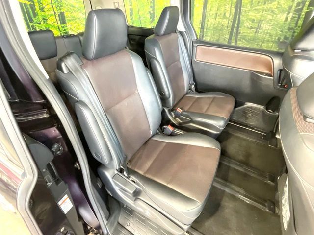 TOYOTA ESQUIRE 2015 Image 31