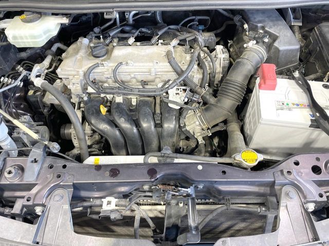 TOYOTA ESQUIRE 2015 Image 31