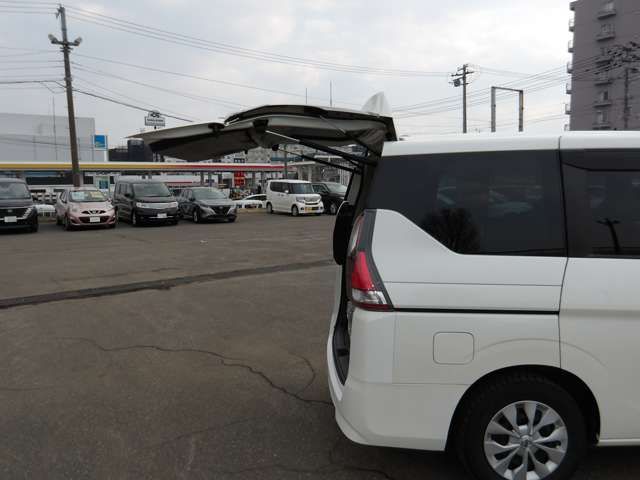 NISSAN SERENA  S-HYBRID 4WD 2019 Image 31