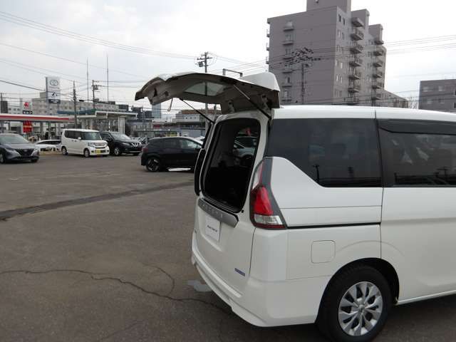 NISSAN SERENA  S-HYBRID 4WD 2019 Image 31
