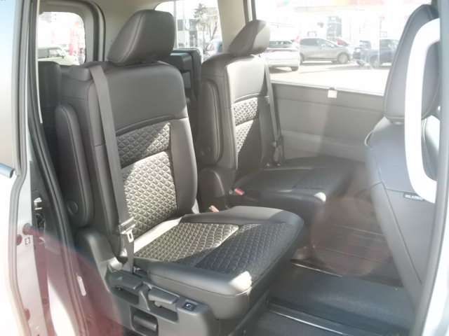 NISSAN SERENA  WG 4WD 2025 Image 31