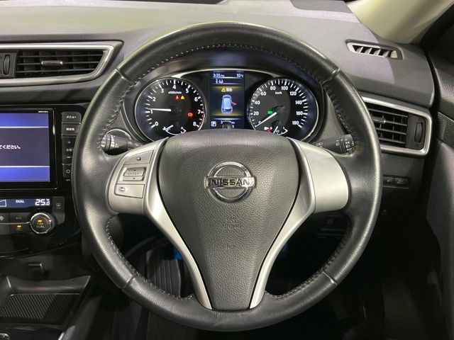 NISSAN X-TRAIL 4WD 2015 Image 31