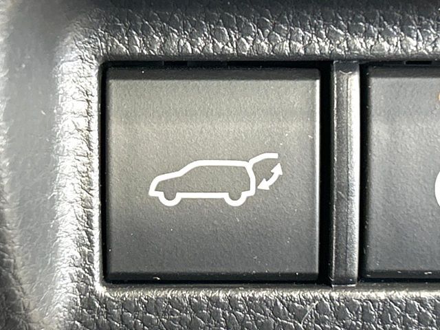 TOYOTA HARRIER 2WD 2020 Image 31