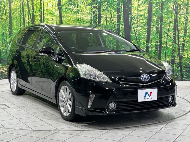 TOYOTA PRIUS ALPHA 2011 Image 31
