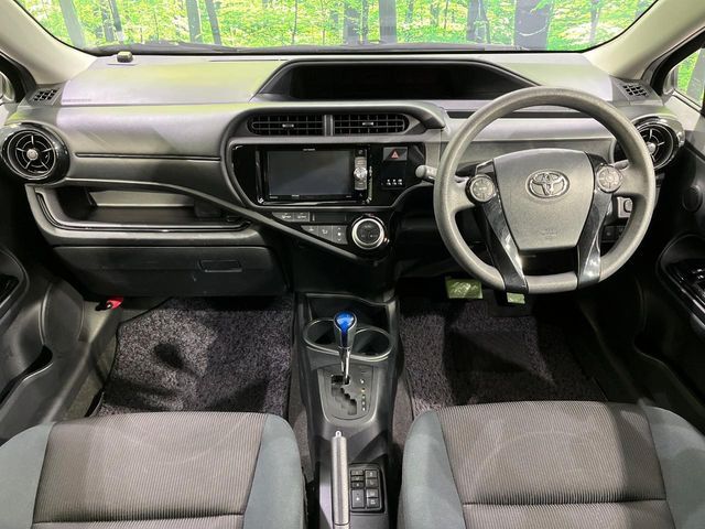 TOYOTA AQUA 2017 Image 31