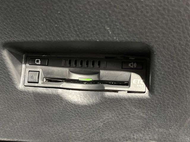 TOYOTA C-HR 2018 Image 31