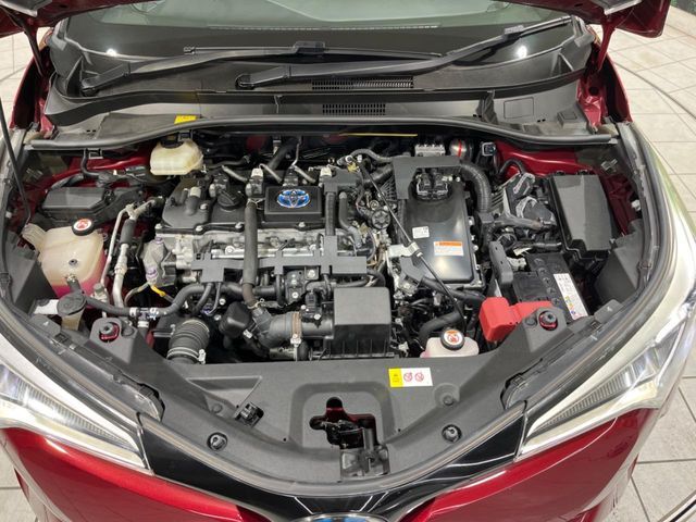 TOYOTA C-HR 2018 Image 31