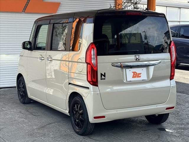 HONDA N BOX 2021 Image 31
