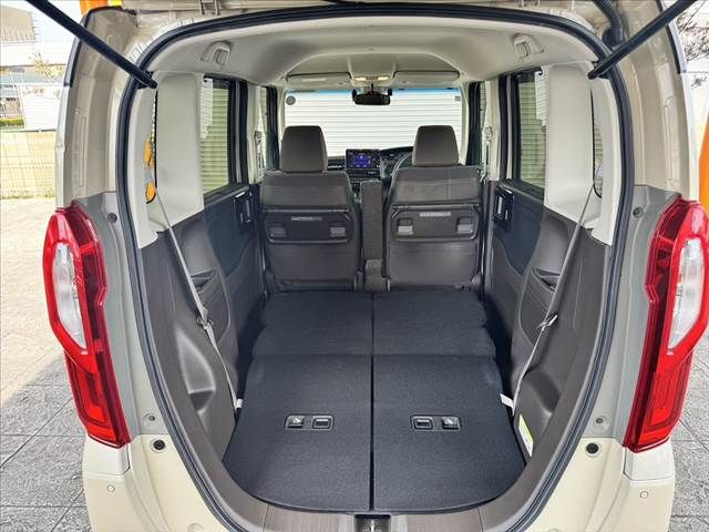HONDA N BOX 2021 Image 31