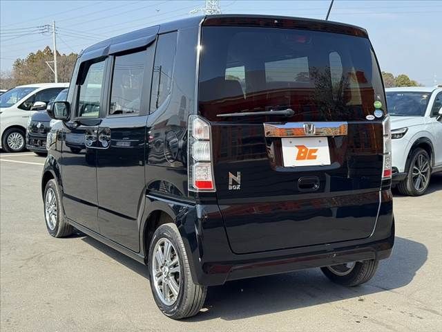HONDA N BOX 2014 Image 31