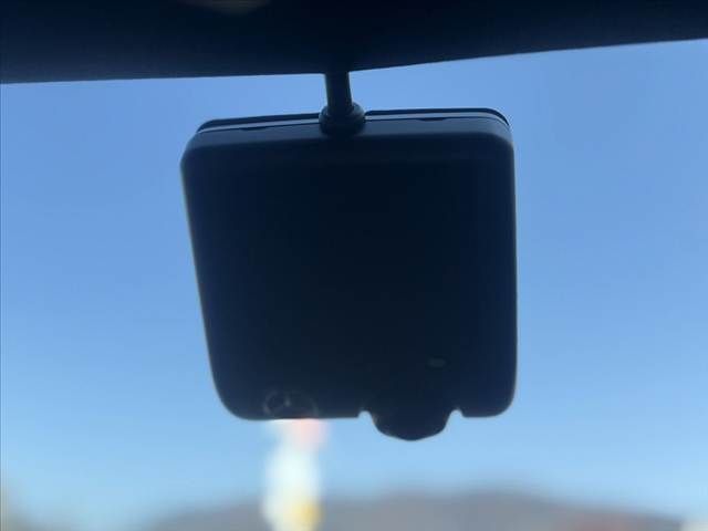 MERCEDES BENZ C CLAS 2022 Image 31