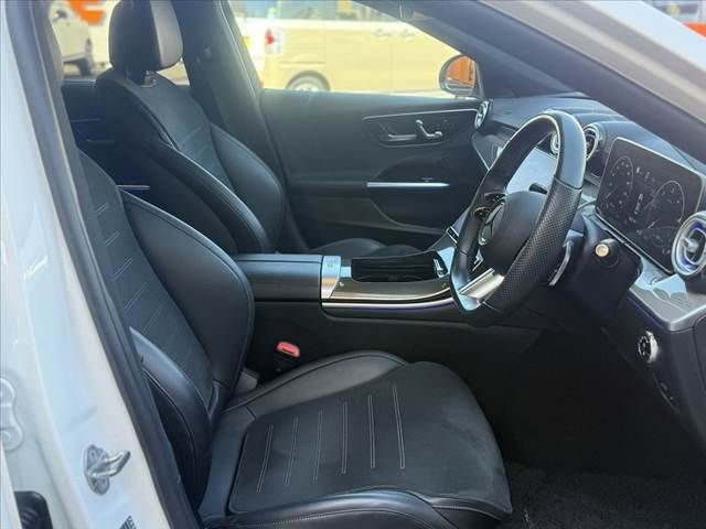 MERCEDES BENZ C CLAS 2022 Image 31