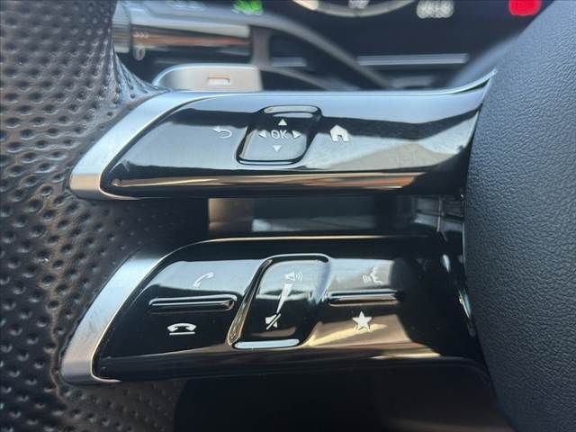 MERCEDES BENZ C CLAS 2022 Image 31