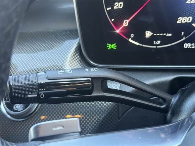 MERCEDES BENZ C CLAS 2022 Image 31