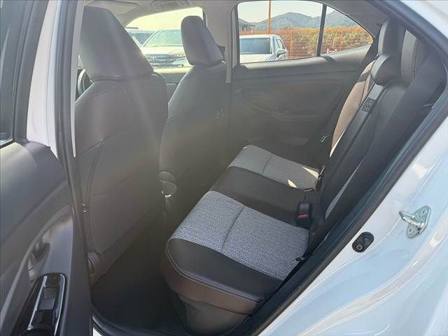 TOYOTA YARIS CROSS HYBRID 2021 Image 31