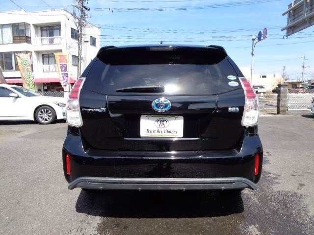 TOYOTA PRIUS ALPHA 2015 Image 31