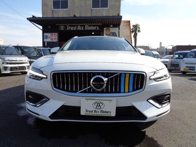 VOLVO V60 2018 Image 31